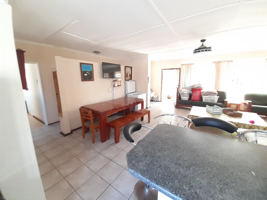 4 Bedroom Property for Sale in Paradise Beach Eastern Cape